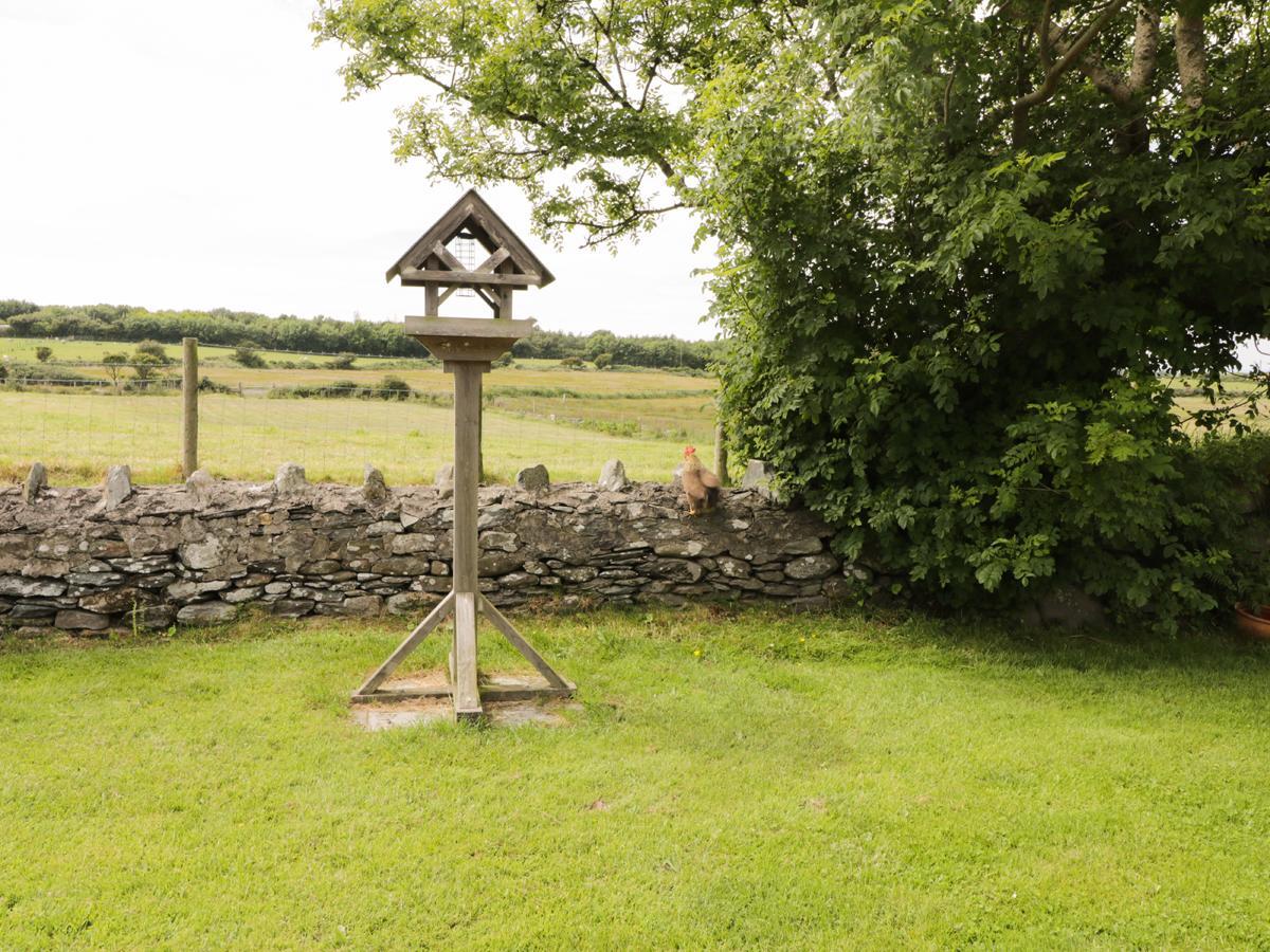 Bodegri Cottage Llanfflewyn Exterior photo